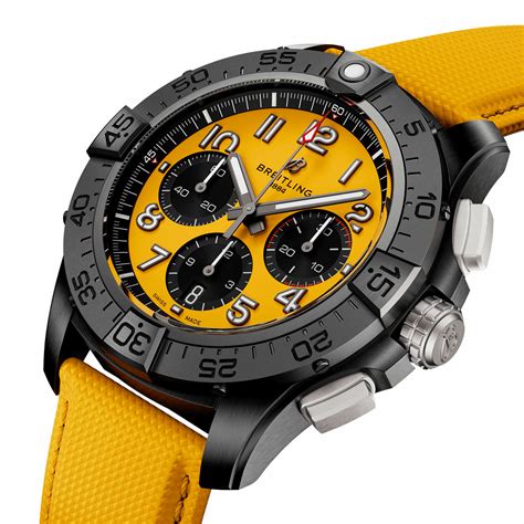 breitling avenger chronograph 44